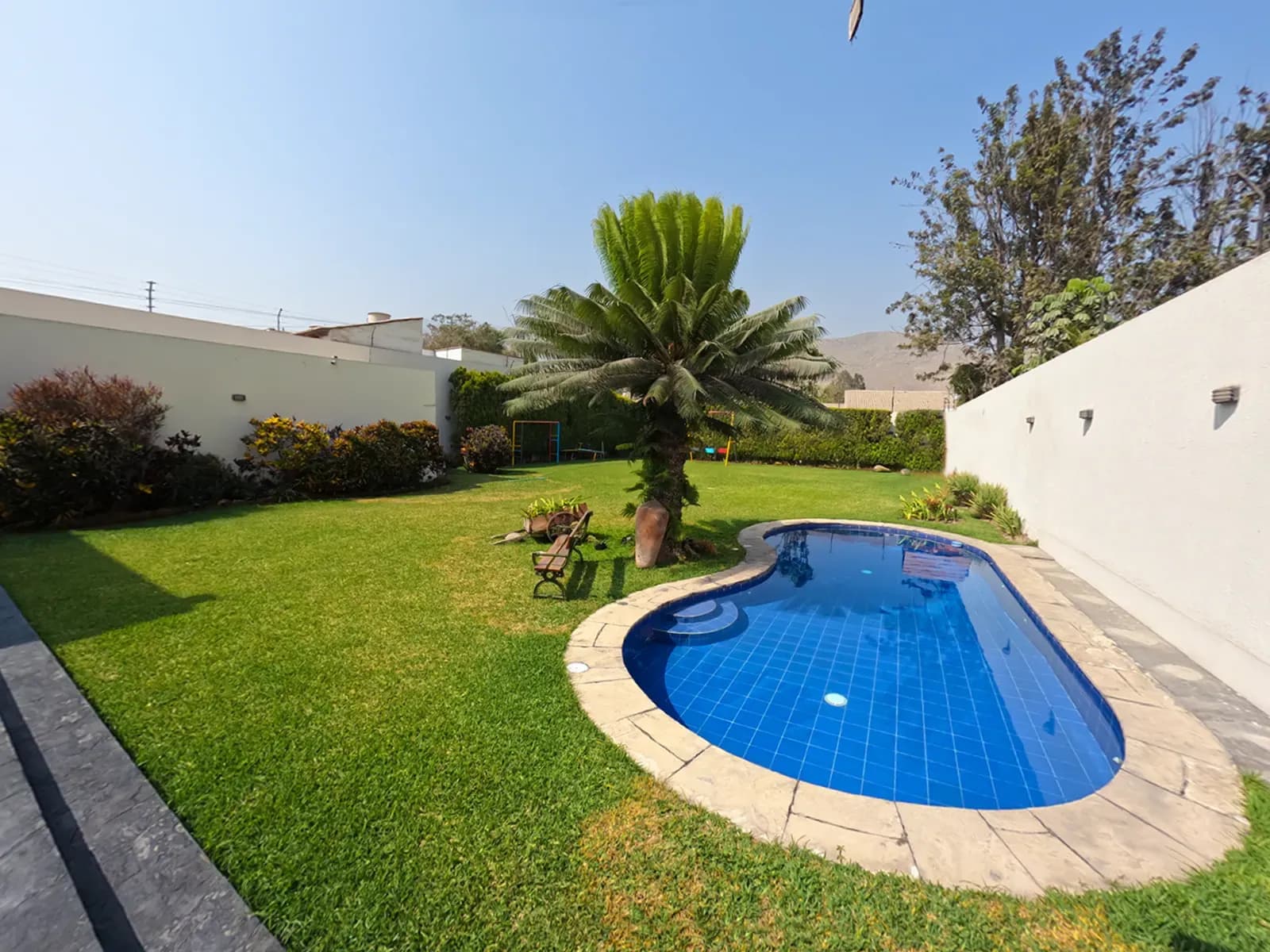 Casa con jardín y piscina en La Molina